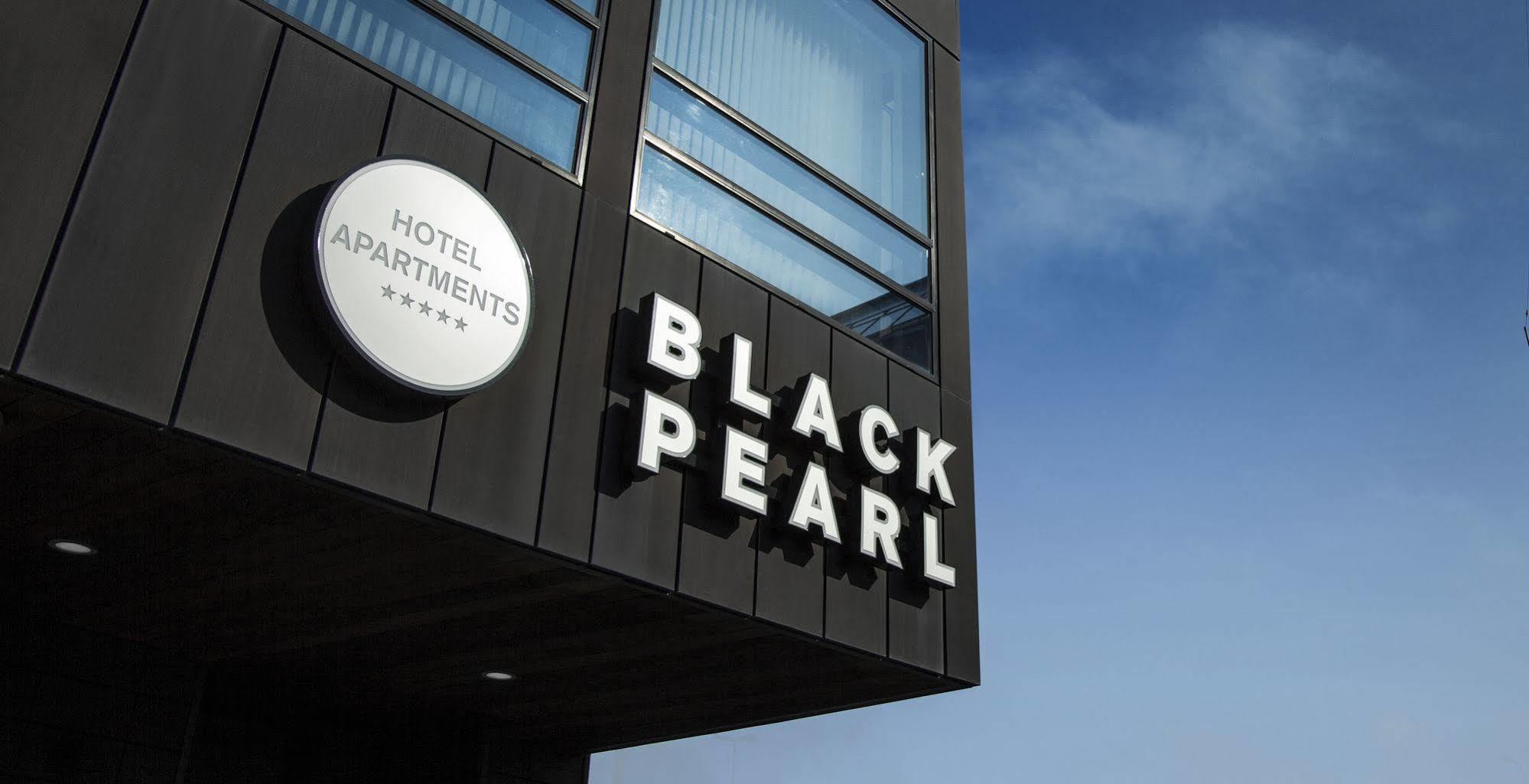 Black Pearl Apartment Hotel Reykjavík Esterno foto